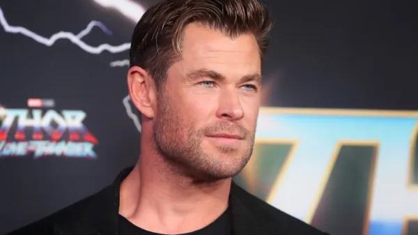 بیوگرافی کریستوفر همسورث (Chris Hemsworth) + کارنامه هنری 